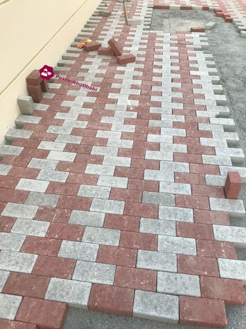 تركيب باسكو مستطيل أحمر ورمادي
